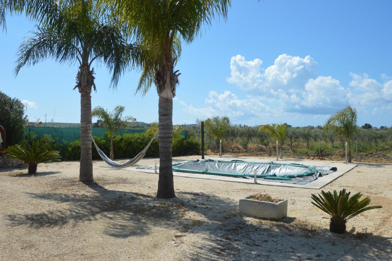 Villa Oasi Menfi Bagian luar foto